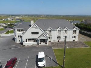 Lehinch Lodge, Guesthouse